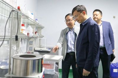 以精準(zhǔn)服務(wù)賦能發(fā)展，繆京走訪企業(yè)落實(shí)“服務(wù)包”制度助推新材料技術(shù)開發(fā)